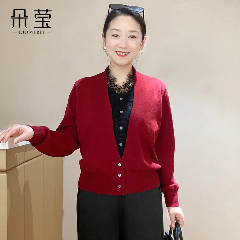 新品推荐妈妈装蕾丝拼接针织衫春季新款气质时尚小衫毛衣HP370