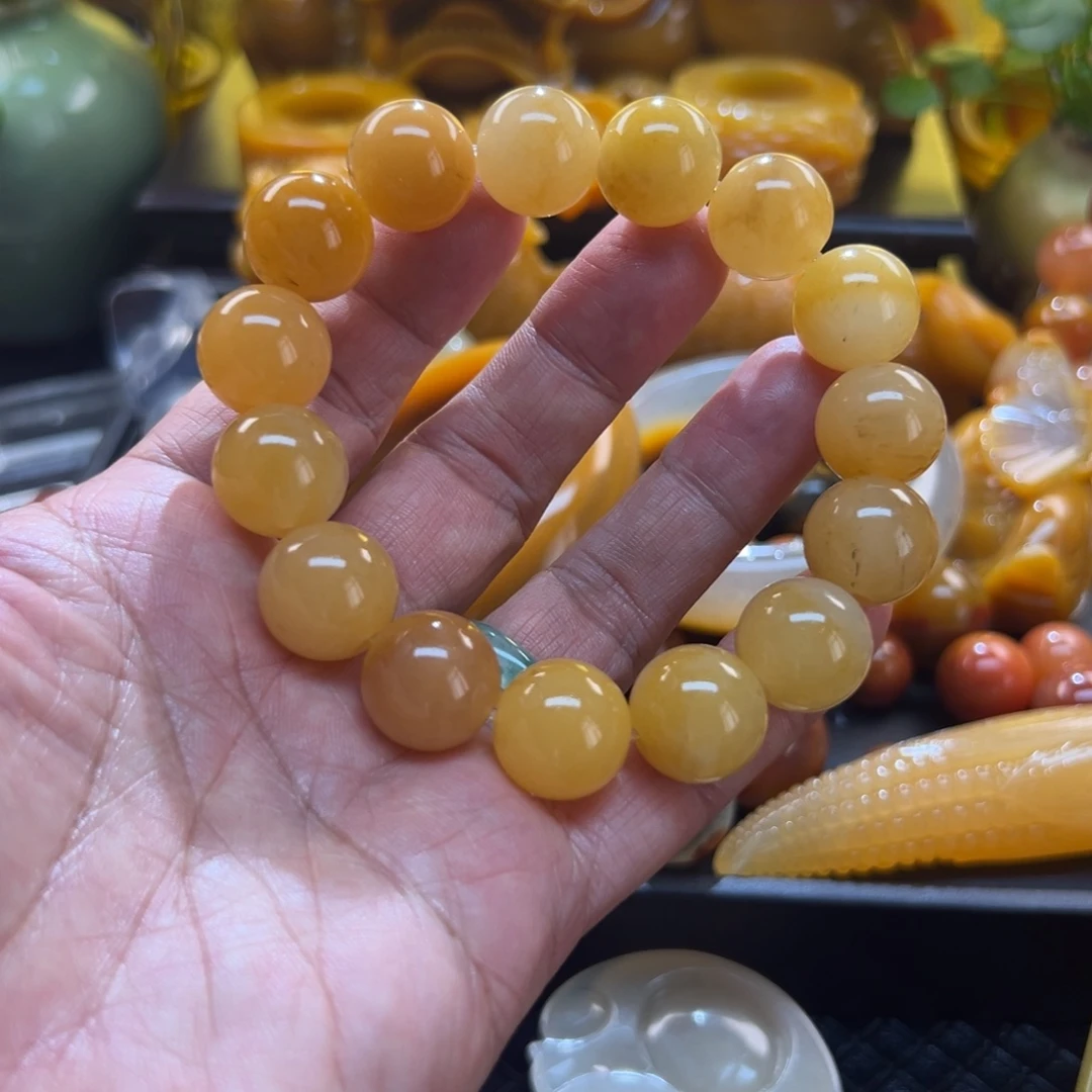 石英质玉未镶嵌颈饰