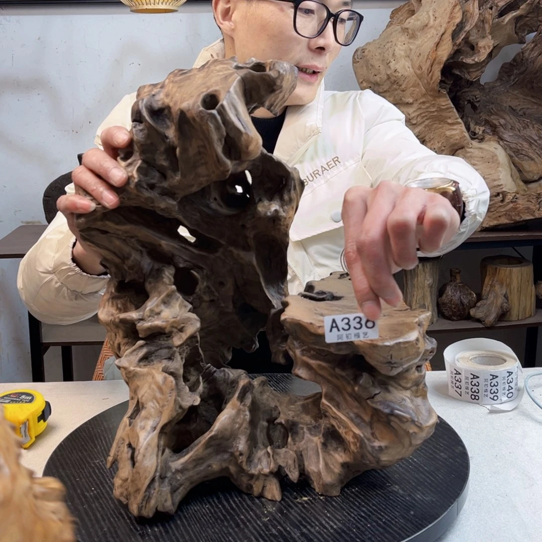 木许*辉根雕小底座无拼接336