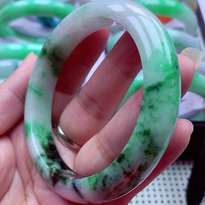 未镶嵌手镯翡翠翡翠