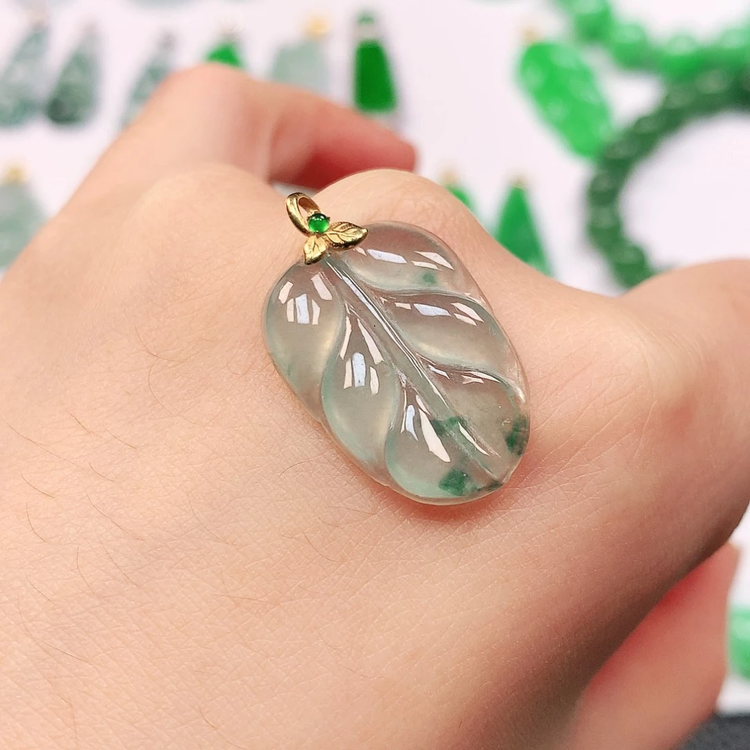 吊坠(不含链)18K金镶嵌翡翠