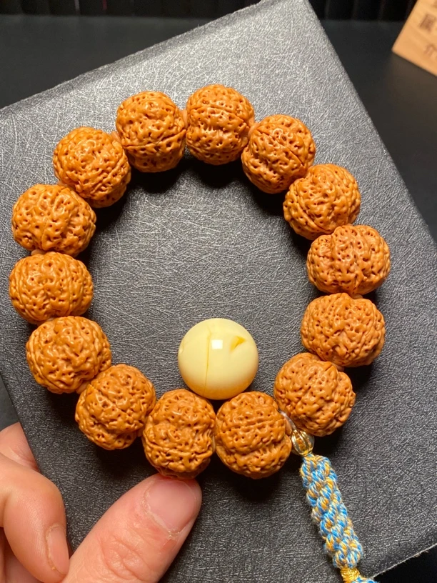 新品上架金刚菩提手串6号