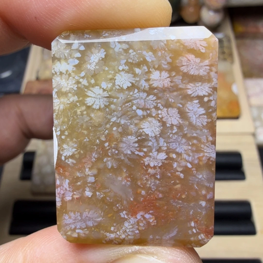 硅化玉未镶嵌纯天然色有机玉石保真色