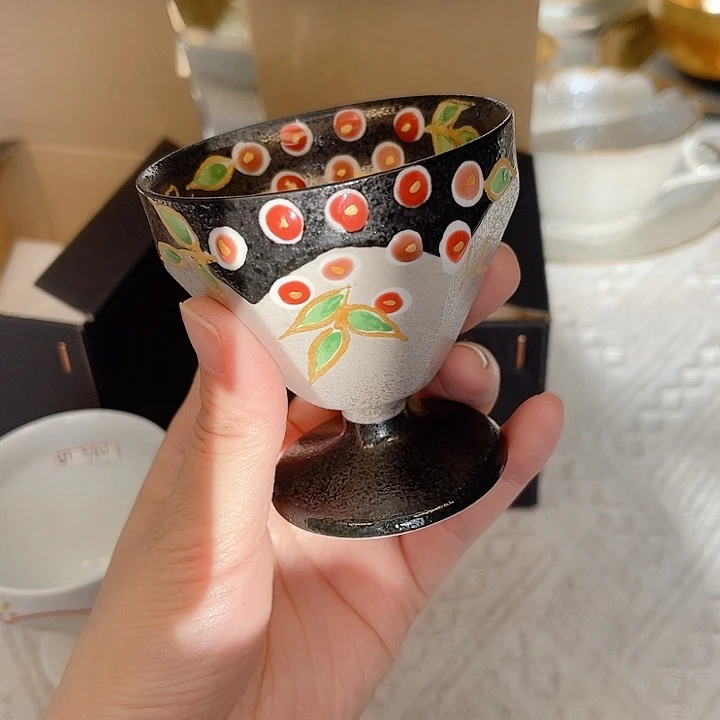 瓷片The first thing