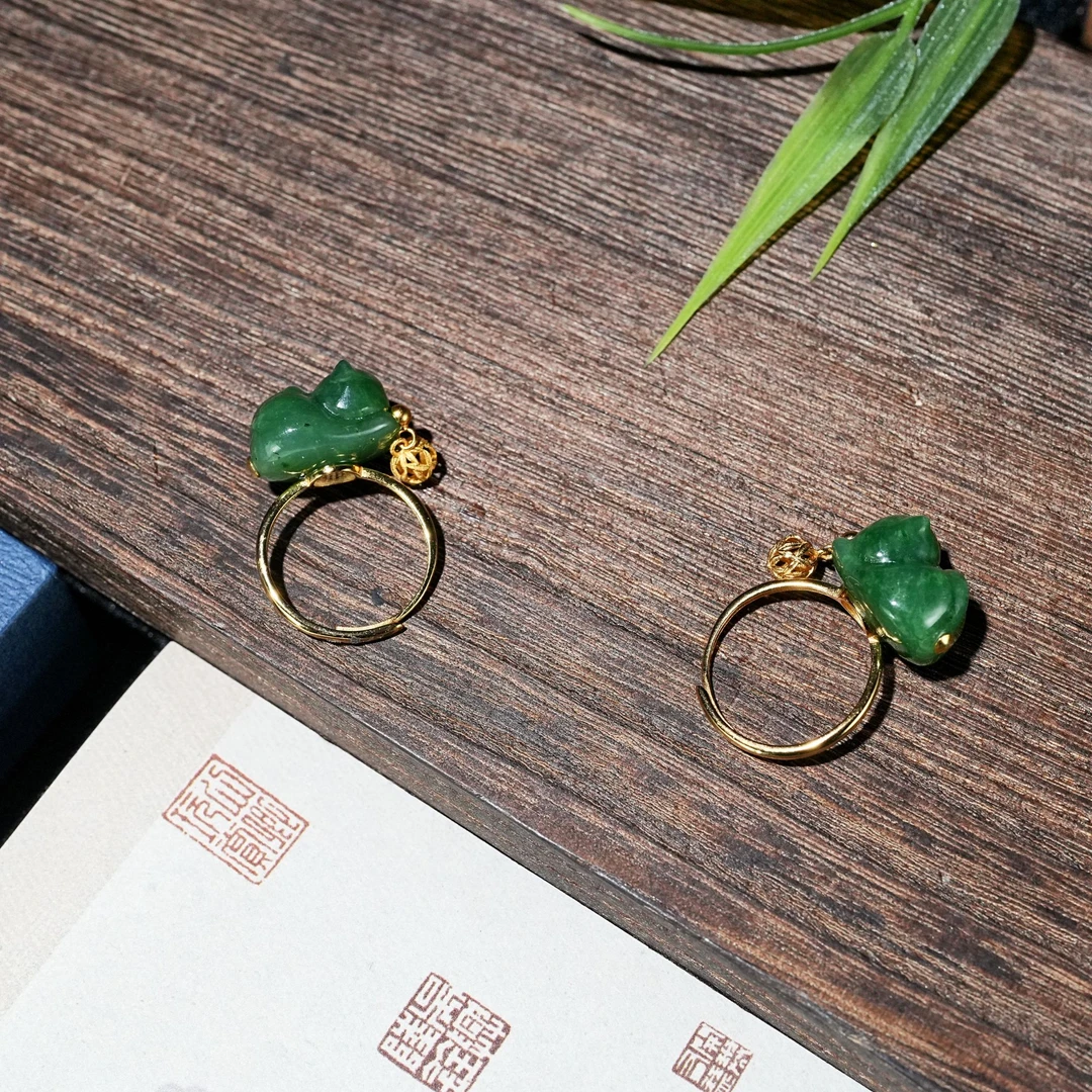 天然和田玉戒指 多样性发一 YC2830042