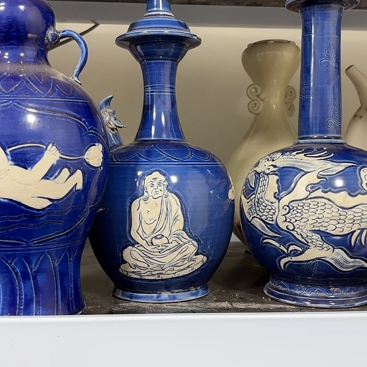 瓷器摆件……瓷器摆件，栗*生