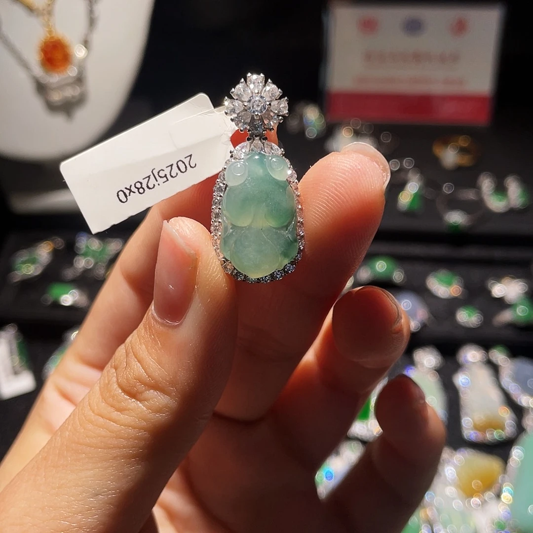 翡翠银S925镶嵌颈饰