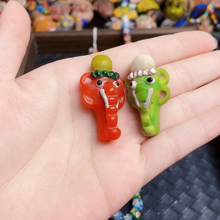 小象2只，不退不换