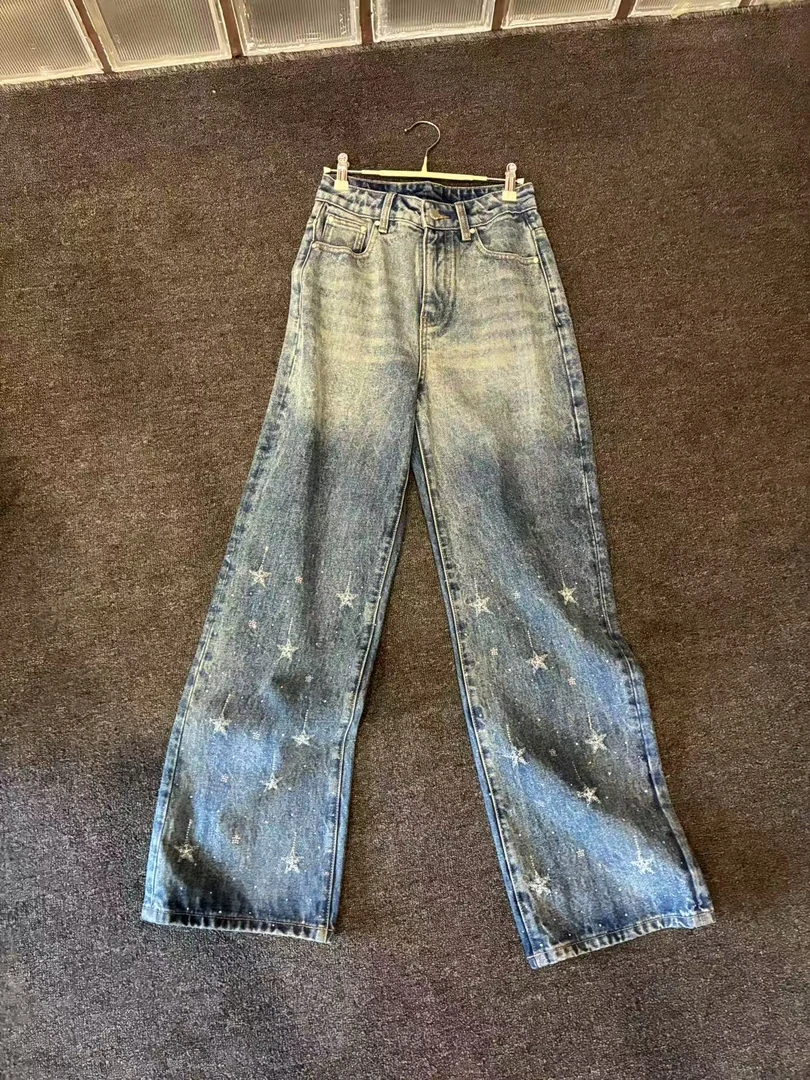 时尚百搭直筒显瘦水洗手工贴钻牛仔裤8003