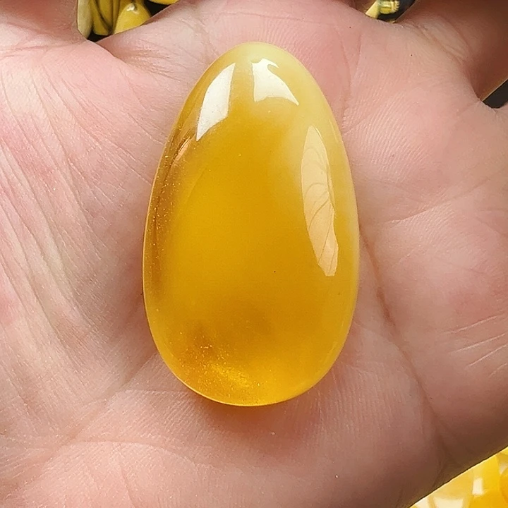 裸石琥珀未镶嵌蜜蜡水滴