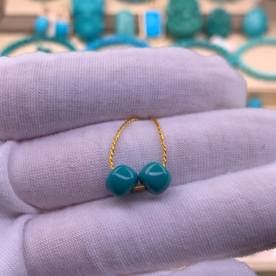 绿松石未镶嵌珠宝奇石7