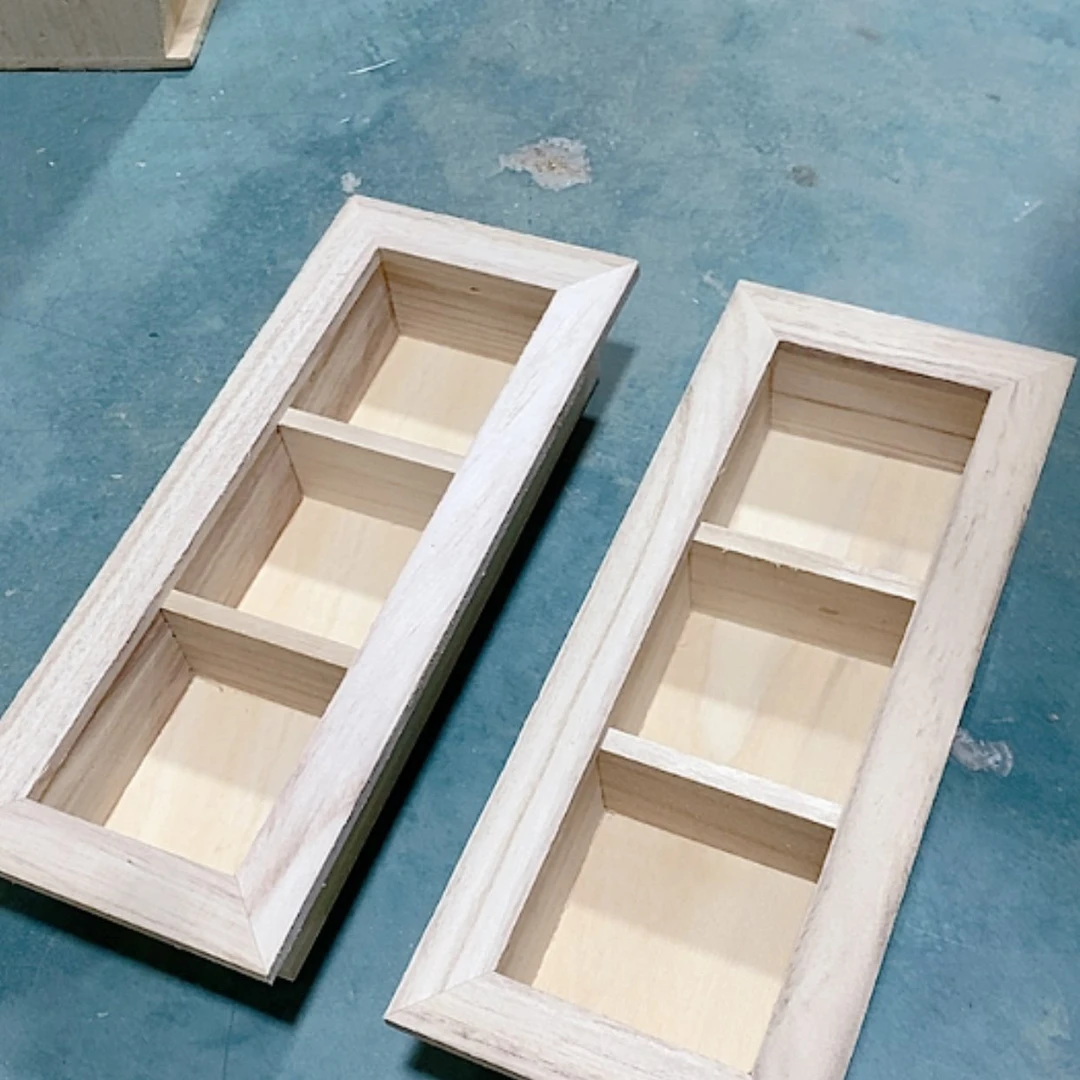 【闪购商品】塑料这是编号031