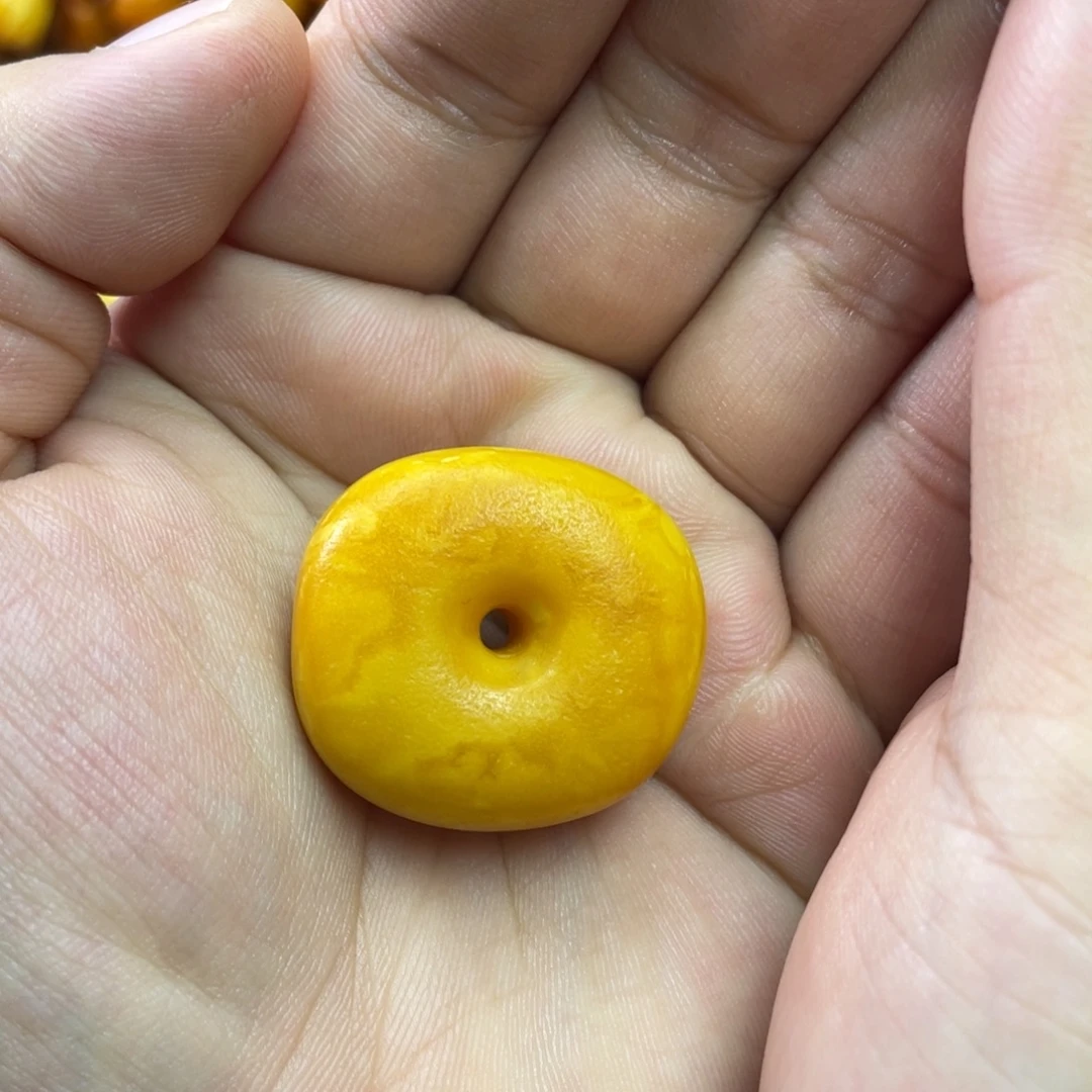 琥珀未镶嵌吊坠(不含链)