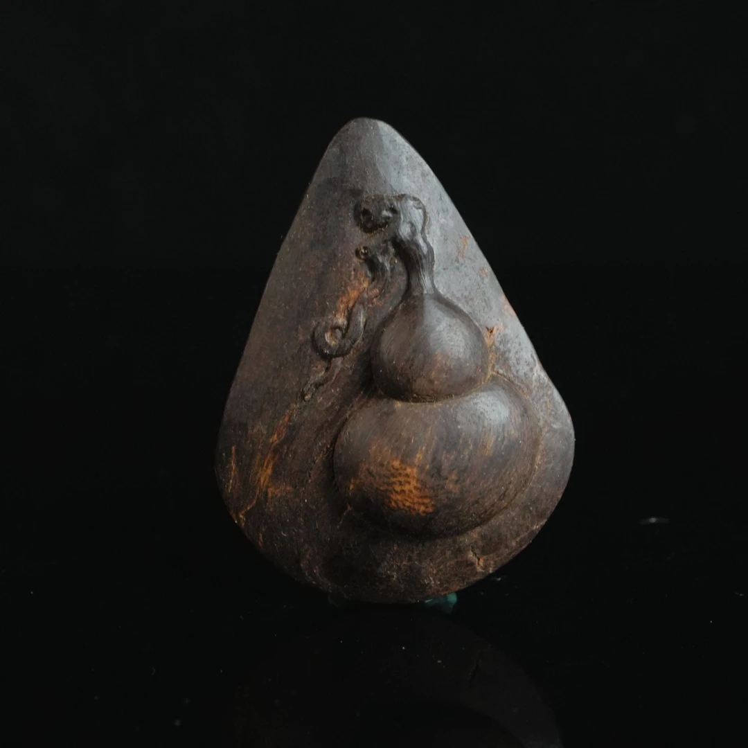 DY-C1733 马拉OK沉水浮吊坠 4.2x3.1x1.3cm 6.7g
