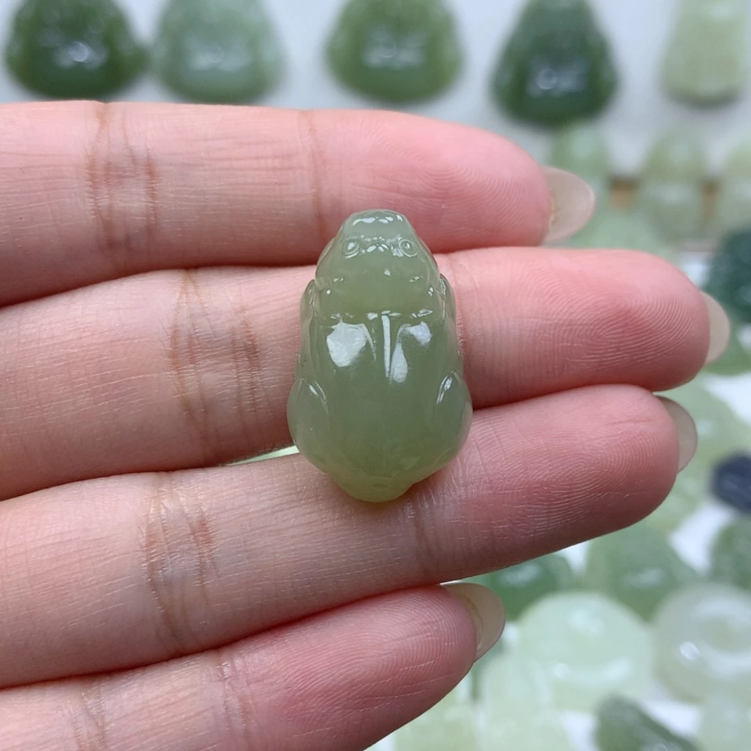 【闪购商品】颈饰未镶嵌和田玉