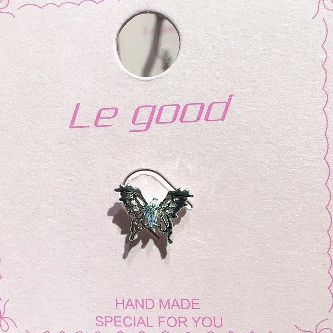 锆石钛钢合金镂空蝴蝶