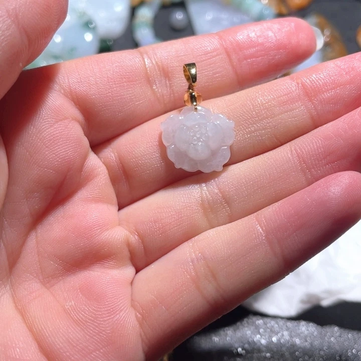 【闪购商品】翡翠颈饰未镶嵌玲**主天然翡翠