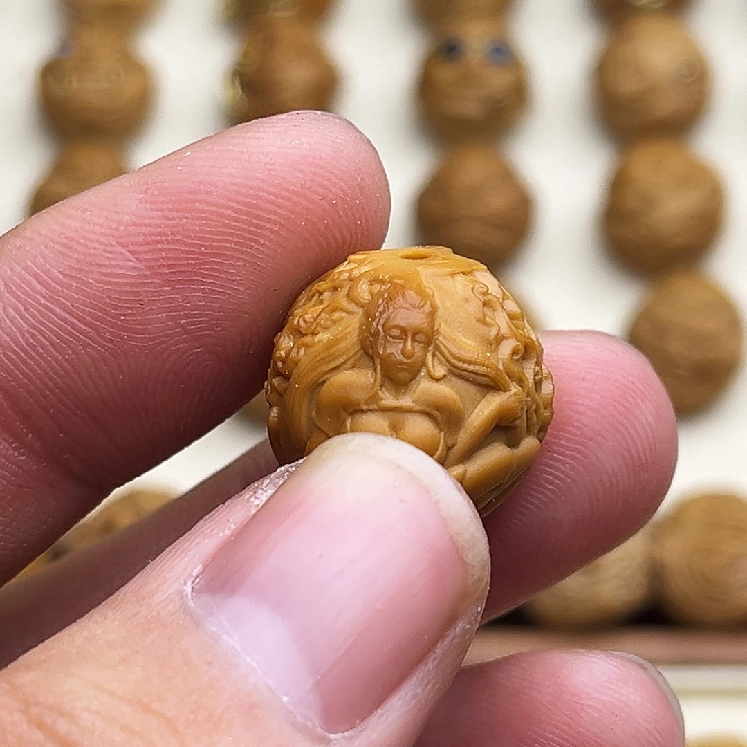 猴头核桃吊坠凤女17.18