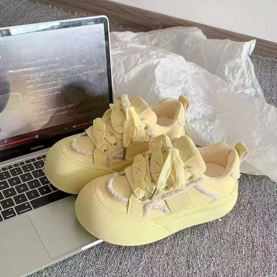 【小雨同款】校园风学院穿搭原创小众ins风软皮厚底面包板鞋女单鞋