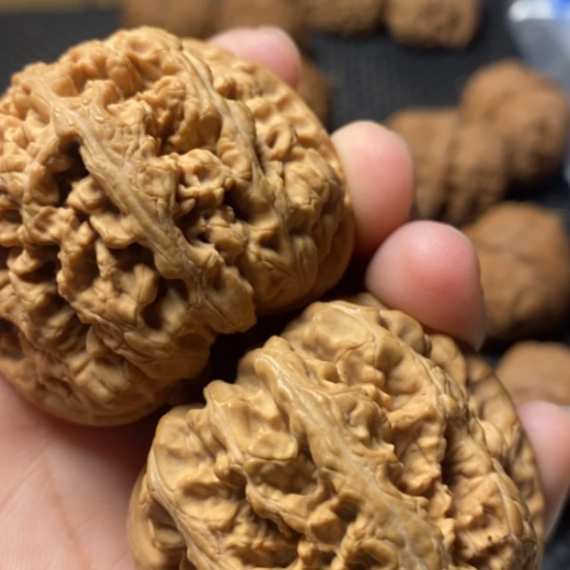 【闪购商品】文玩核桃吊坠北**鱼粗筋