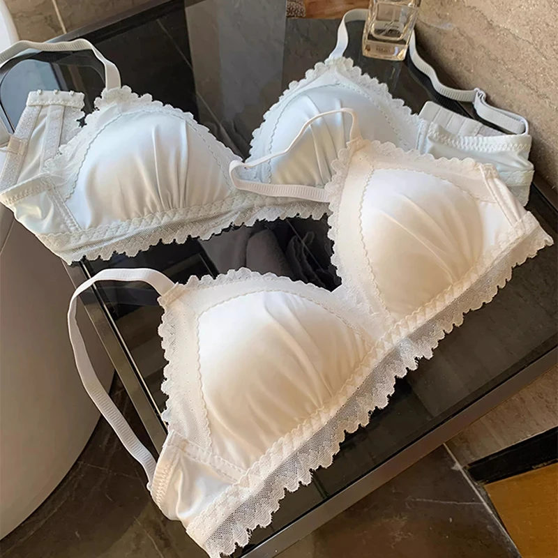 嘉花魅 甜美缎面蕾丝边三角杯内衣少女小胸聚拢防下垂美背文胸罩