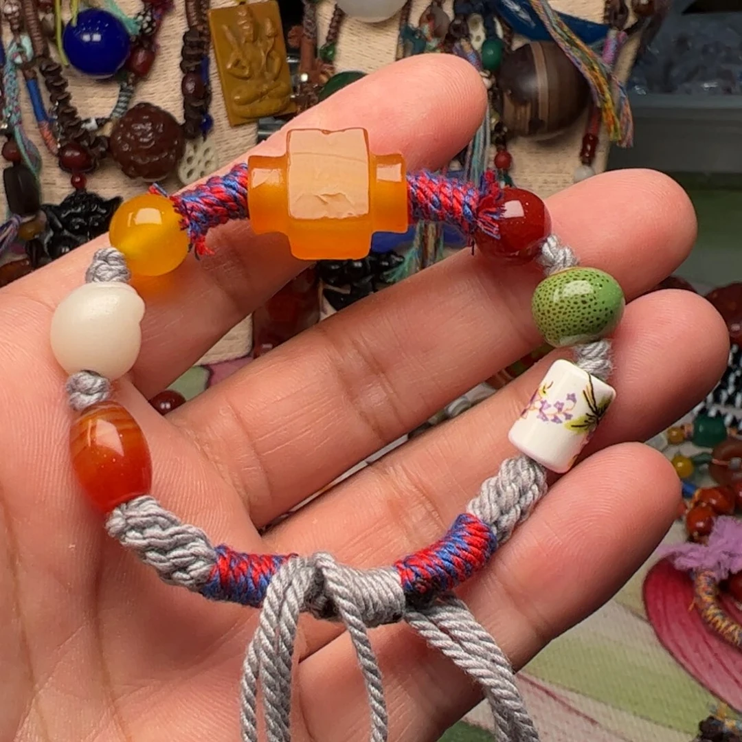玛瑙/玉髓颈饰未镶嵌