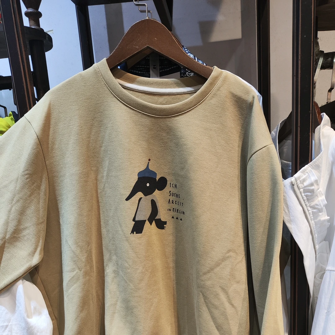 卡通元素长袖常规女卡通动漫T恤简约风街头风公主风