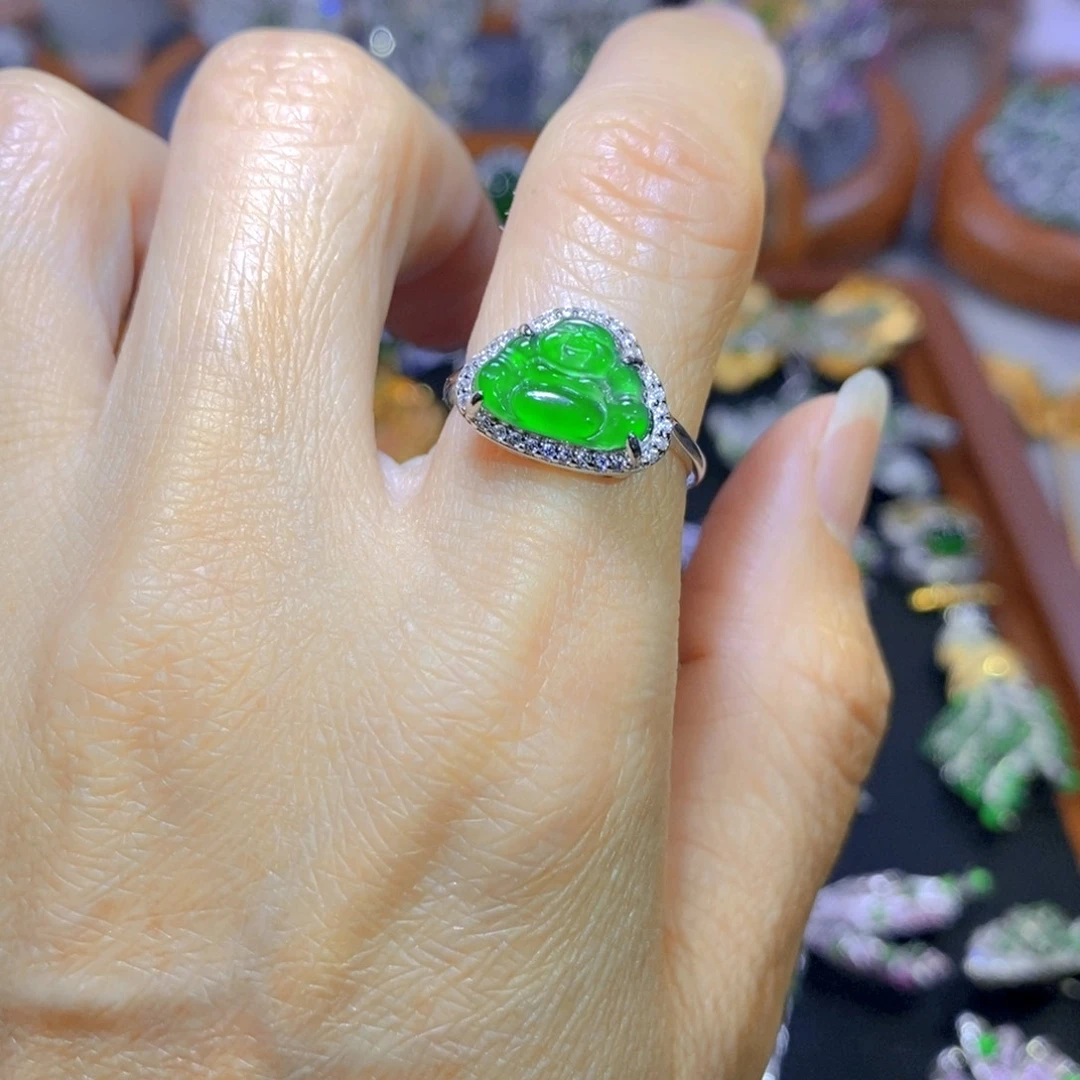 翡翠颈饰银S925镶嵌天然翡翠