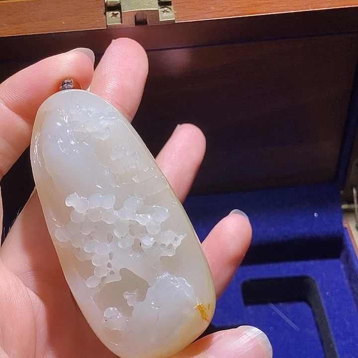 未镶嵌和田玉挂件