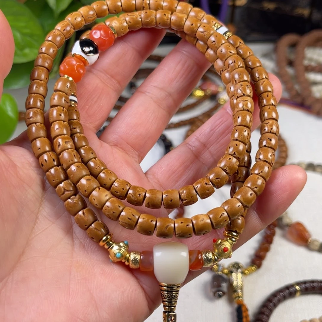 桃核吊坠23456778888999999