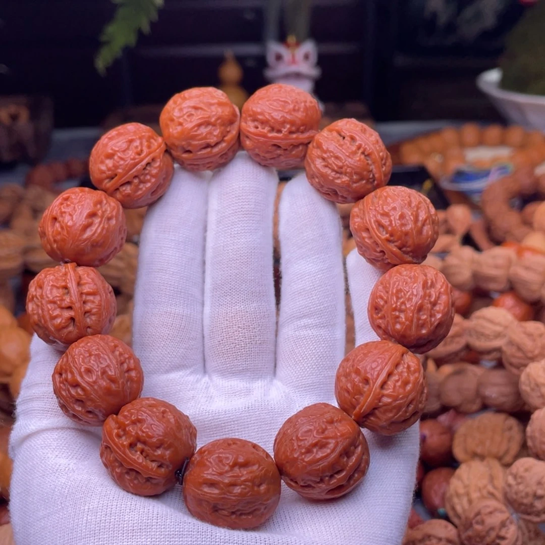 文玩核桃吊坠秋子