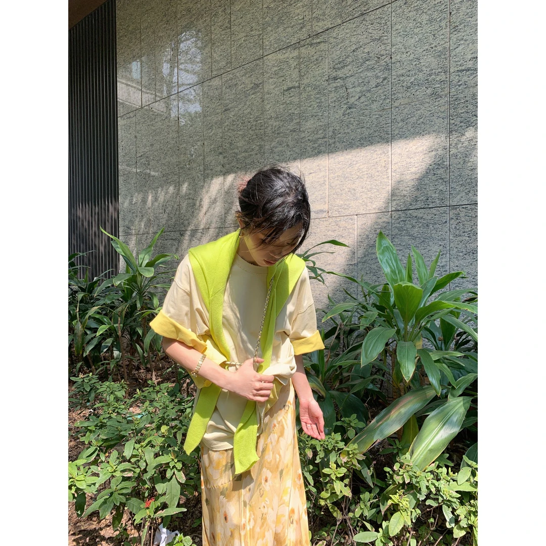 2025 S/S SEP.“春的力量” 袖口翻边阔版休闲黄色气质T恤 4094#