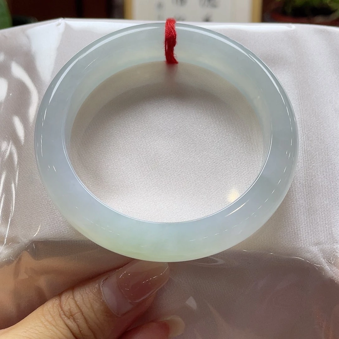 翡翠未镶嵌手镯6 号链接