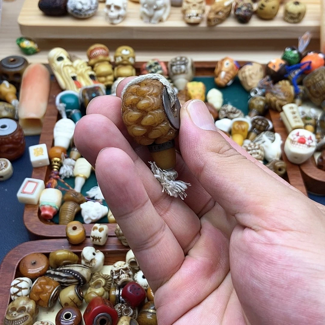 海***川其他驼骨配饰搭配