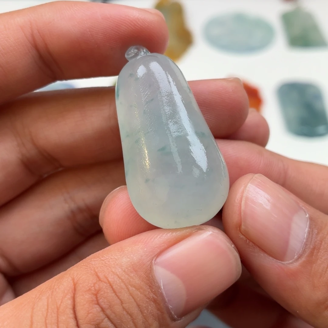 定制翡翠未镶嵌福瓜