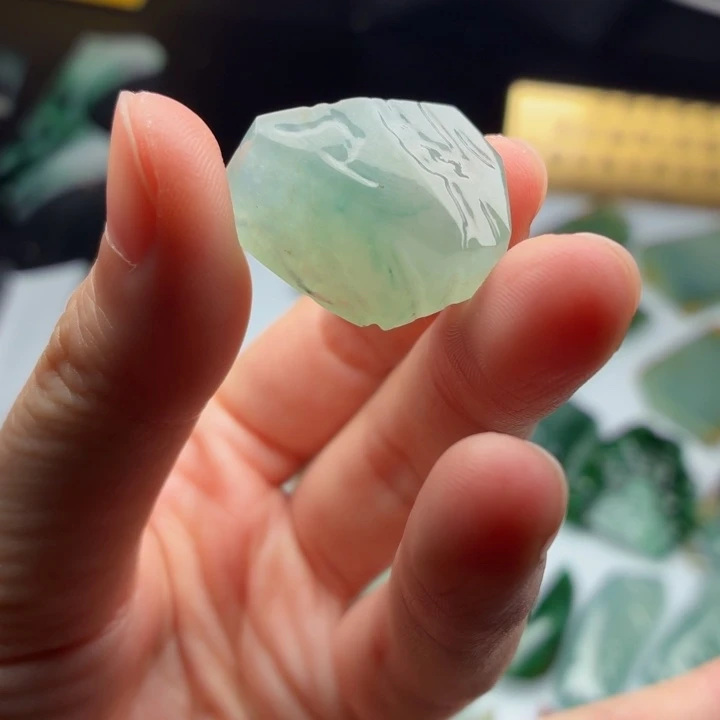 翡翠裸石福利不退换