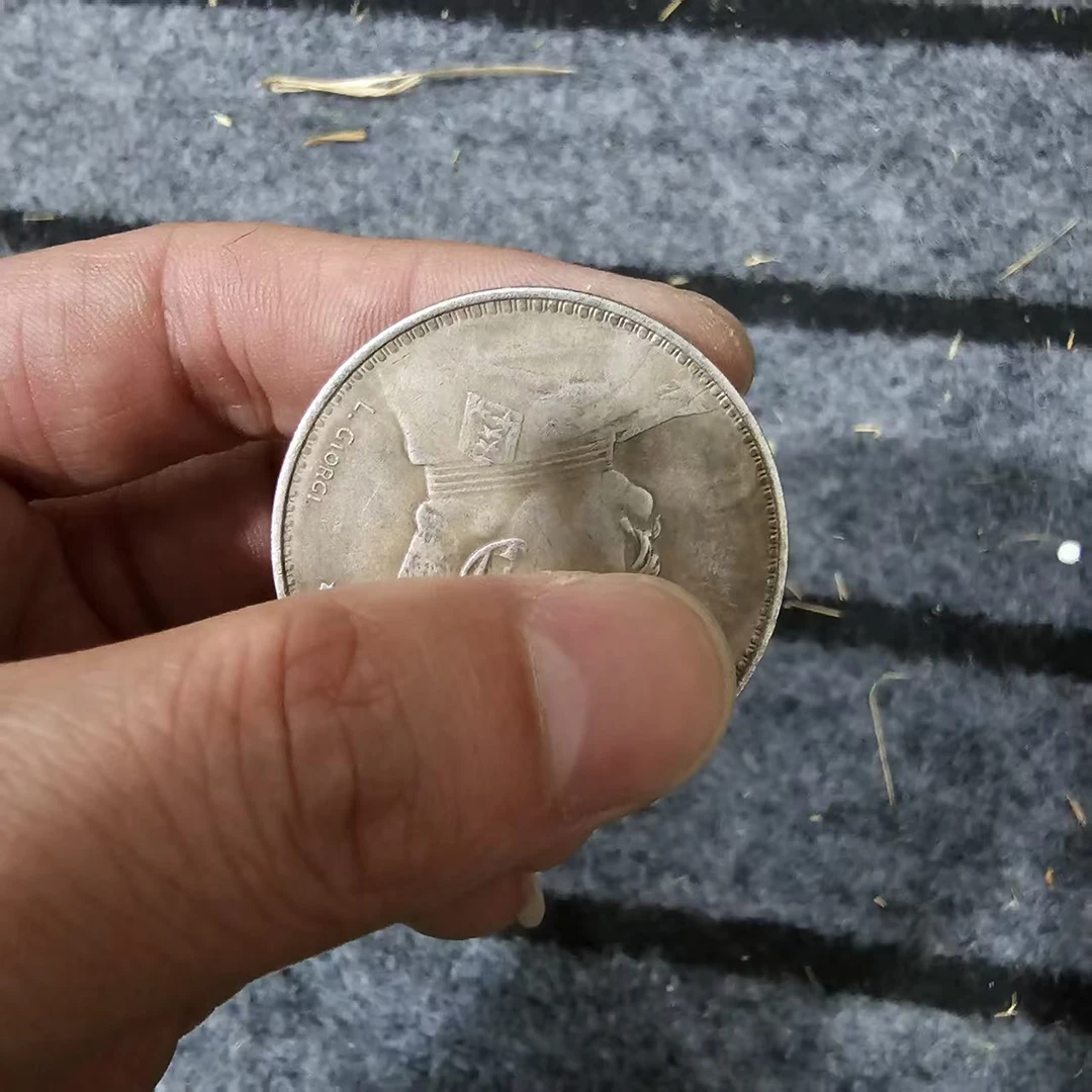 家居饰品 QB017 桌面摆件XYY(随机一个）