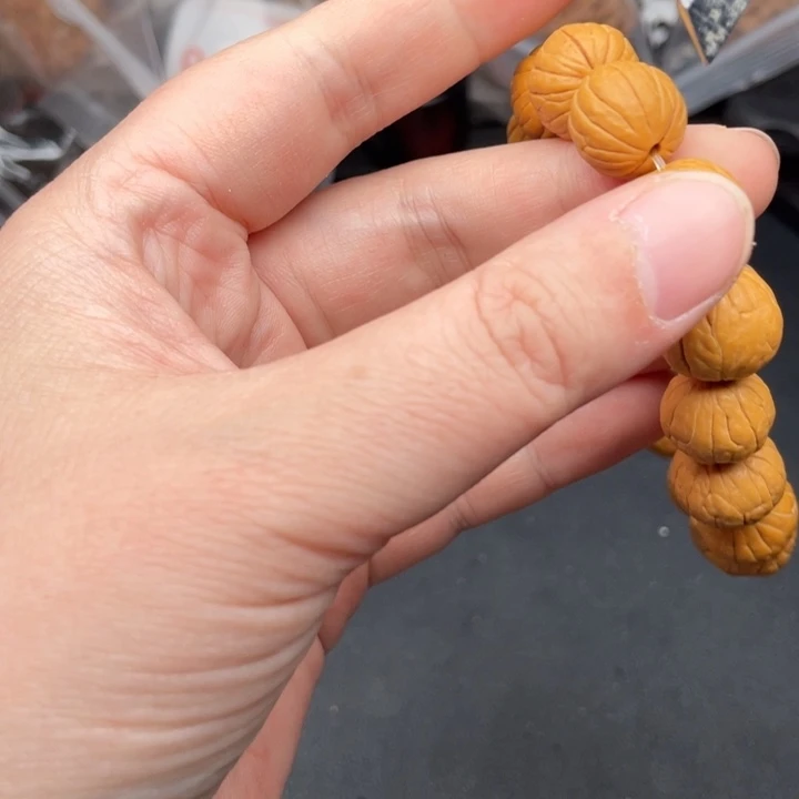 文玩核桃吊坠核桃