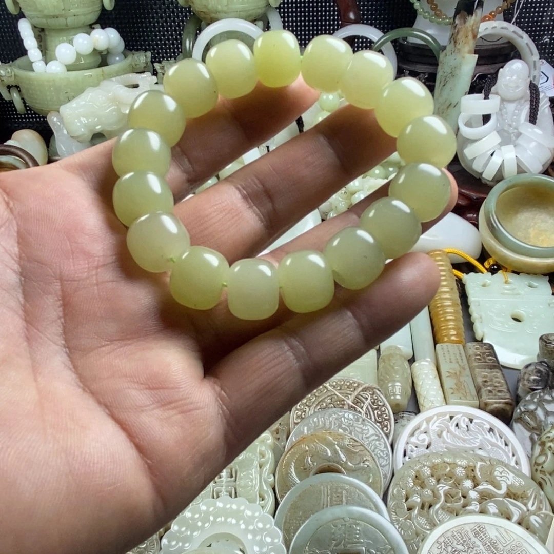 和田玉（糖玉）未镶嵌颈饰