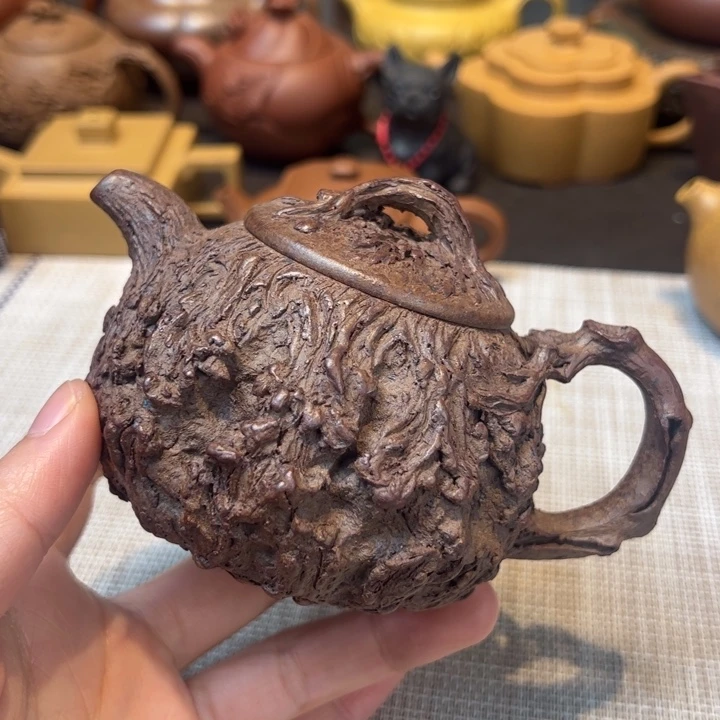 茶壶紫砂供春，青段柴烧，容量200毫升