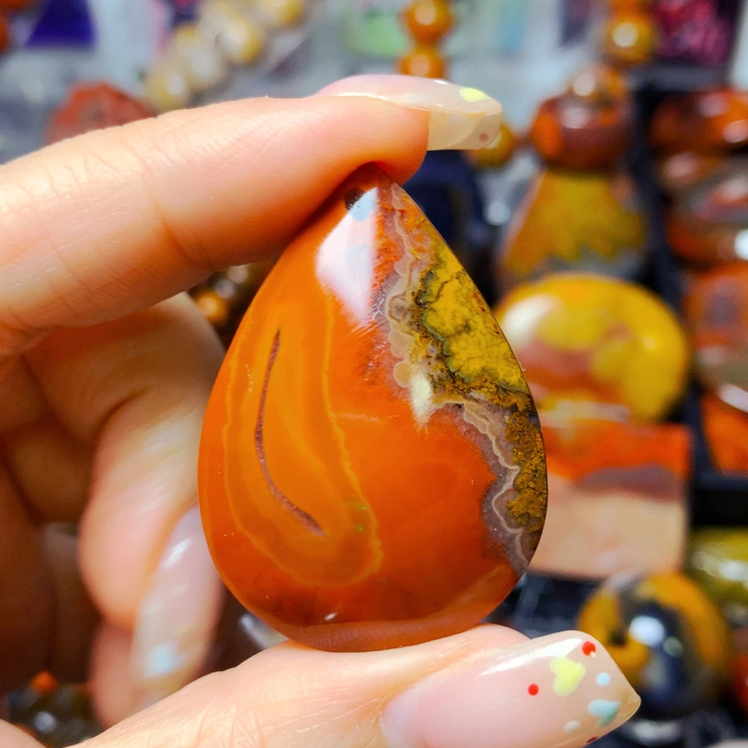 玛瑙/玉髓未镶嵌战国红玛瑙