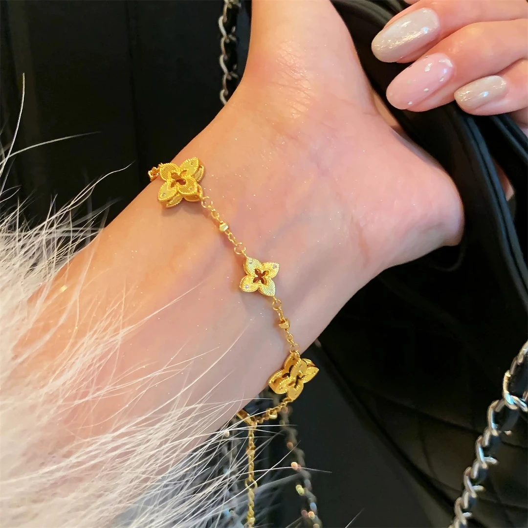 【清货专属链接】SL2506 点钻镂空菱形四叶花手链