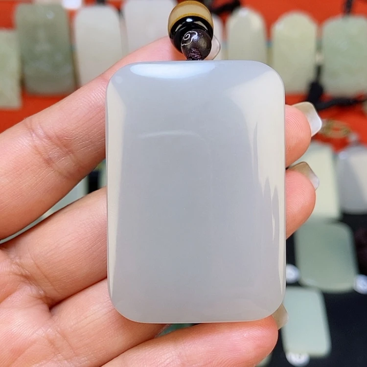 【闪购商品】颈饰未镶嵌和田玉贴**哥