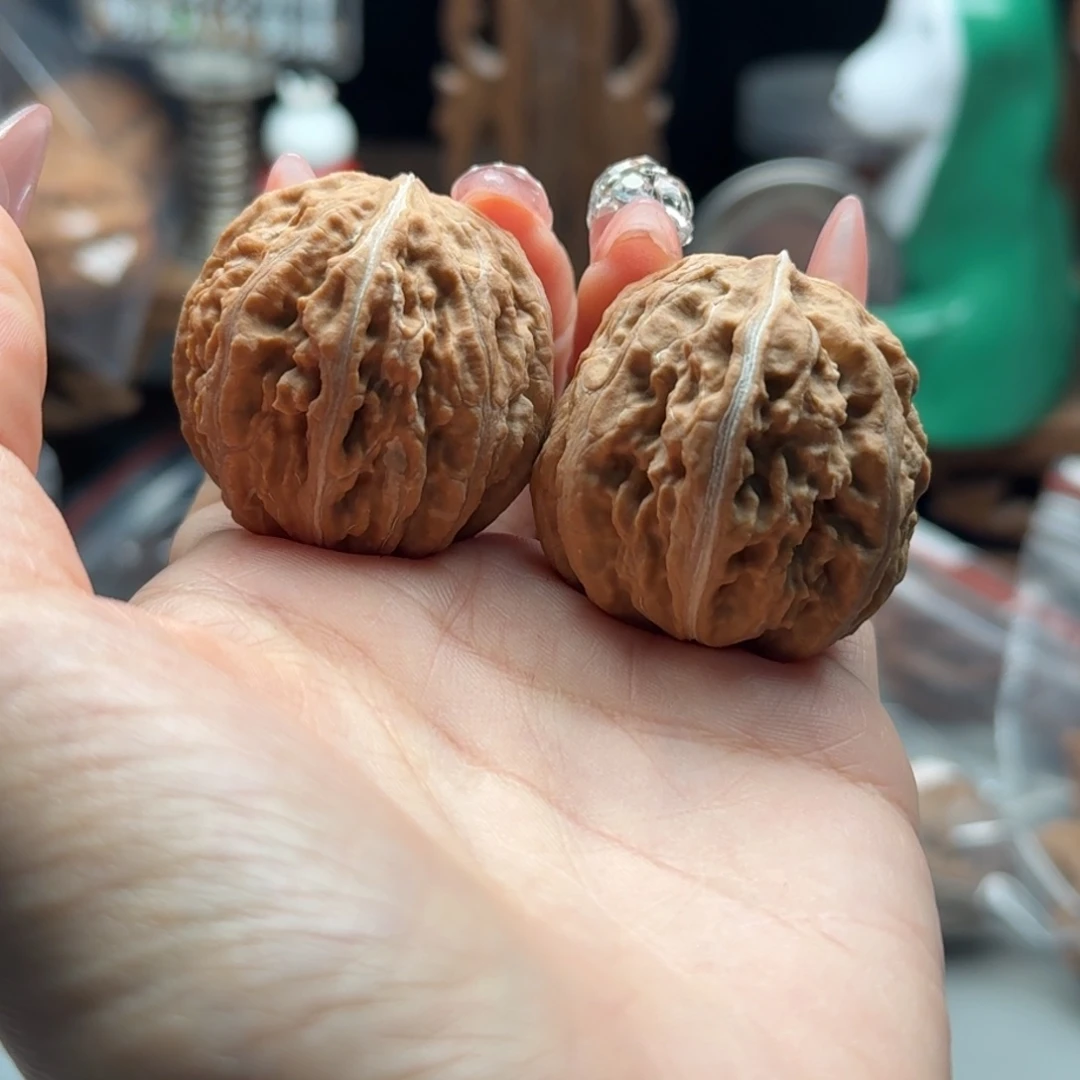 文玩核桃把件关东木子楸百核瑕疵192