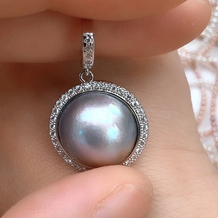 未镶嵌拼合珍珠（马贝珠）颈饰