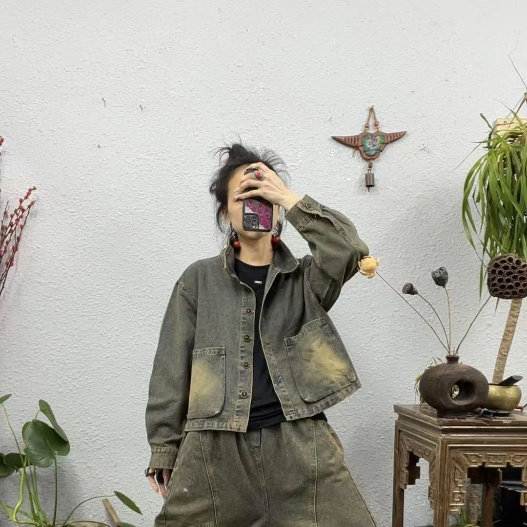 55560炒色蓝外拼方口袋翻领短款炒色牛仔外套（长55胸围122