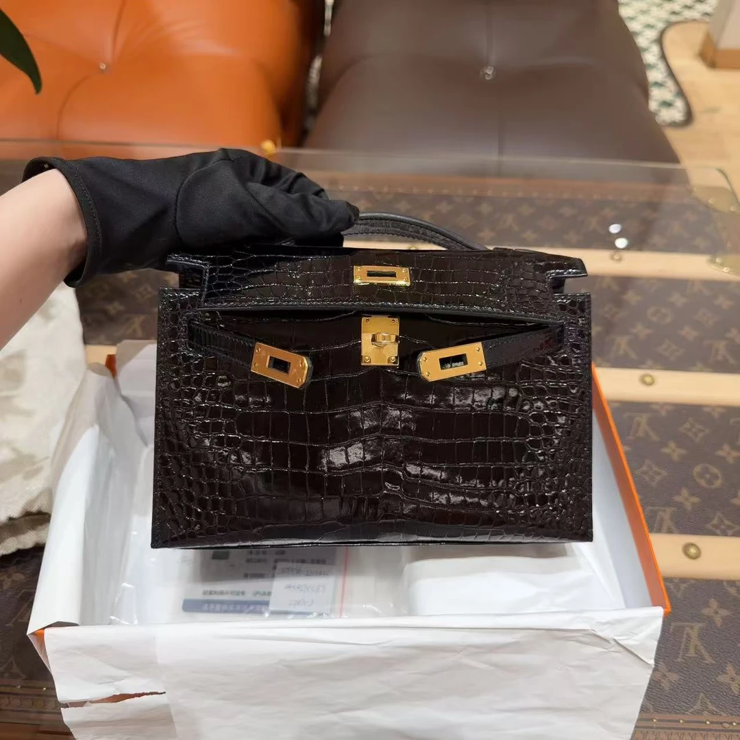 未使用 Hermes/爱马仕 minikelly一代 黑金 亮面倒V鳄鱼! U刻
