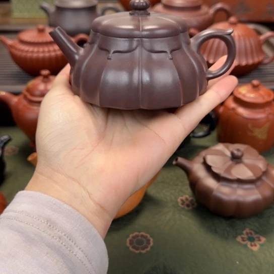 宜兴紫砂舒涵紫泥