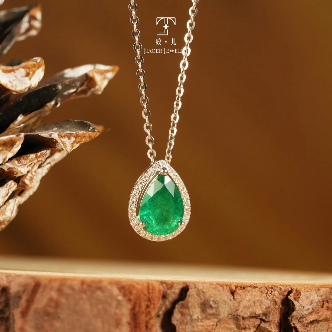 【姣儿珠宝】18K金80分祖母绿钻石项链GRC气质一体链珠宝