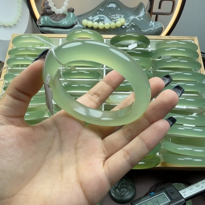 可***颂岫玉未镶嵌手镯岫玉手镯